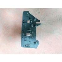 12517799470 / 7799470 BMW 5 SERİSİ E60 KİLİTLEME BRAKETİ 4G22
