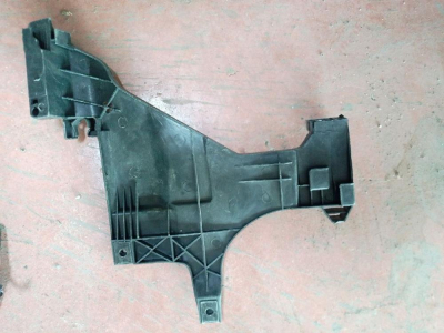 1301073054 AUDİ A4 A5 FAR BRAKETİ | MOTOLAND 4G22
