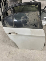13693950 BMW 3 SERİSİ E90 SAĞ ARKA KAPI