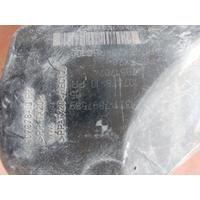 13717597589 / 7597589 BMW 1-3-4-5 SERİ HAVA FİLTRESİ PARÇA 4İ15