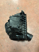 13718513916 / 8513916 BMW 1 SERİSİ F40 2 SERİSİ F46 HAVA FİLTRE KUTUSU | MOTOLAND