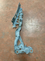139896 BMW 1 SERİSİ F20 F21 KAPUT SOL MENTEŞESİ | MOTOLAND