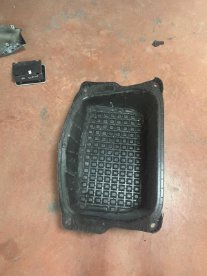 1487751 TESLA MODEL Y ARKA İÇ BAGAJ HAVUZU | MOTOLAND