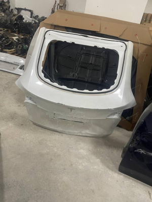 1493410SOA / 1493410 TESLA MODEL Y BAGAJ KAPAĞI | MOTOLAND
