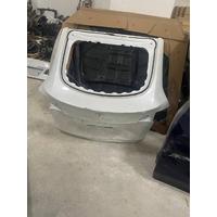 1493410SOA / 1493410 TESLA MODEL Y BAGAJ KAPAĞI | MOTOLAND