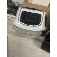1493410SOA / 1493410 TESLA MODEL Y BAGAJ KAPAĞI | MOTOLAND