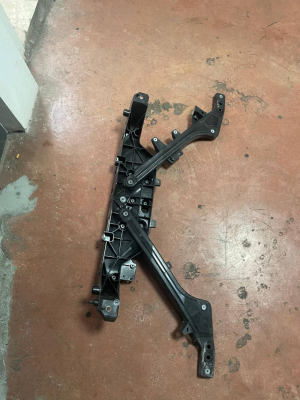149513900B / 1495139 TESLA MODEL Y ÖN PANEL | MOTOLAND