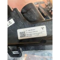 162479800A / 162479800 TESLA MODEL Y ÖN SİS FARI | MOTOLAND