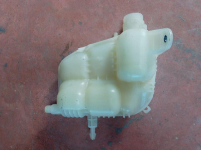 17138687503 BMW F40 MİNİ COOPER F56 YEDEK SU DEPOSU | MOTOLAND