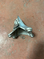 18574711 BMW 7 SERİSİ G70 MOTOR MONTAJ BRAKETİ | MOTOLAND