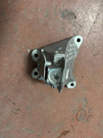 18574711 BMW 7 SERİSİ G70 MOTOR MONTAJ BRAKETİ | MOTOLAND