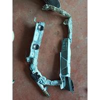 2990784 / 2990786 / BMW X1 E84 SAĞ YAN TAVAN AIRBAG 4A12