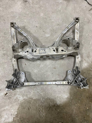 31106861106 / 6861106 BMW 5 SERİSİ G30 520İ MOTOR ALT TRAVERS | MOTOLAND