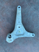 31106898521 / 6898521 BMW 5 SERİSİ G60 ALT ŞASİ BRAKETİ SOL | MOTOLAND
