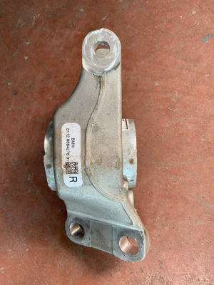 3112886427801 BMW X1 U11 SAĞ KOL BAĞLANTI DESTEĞİ | MOTOLAND