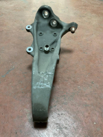 31216775770 / 6775770 BMW 5 SERİSİ F10 SAĞ ÖN TAŞIYICI | MOTOLAND