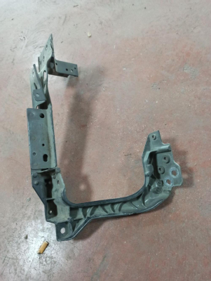 3210042 JAGUAR XE X760 YAN FAR DESTEK BRAKETİ | MOTOLAND 4H13