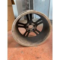 36117845881 / 7845881 BMW 3 SERİSİ F30 40.YIL 18" JANT 5X120
