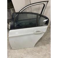 41007203647 BMW 3 SERİSİ E90 DOLU SOL ARKA KAPI
