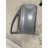 41007206108 / 7206108 BMW 5 SERİSİ F10 SAĞ ÖN KAPILAR | MOTOLAND