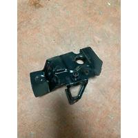 41007437506 / 7437506 BMW 5 SERİSİ G60 SAĞ ÖN ÇAMURLUK TUTUCU | MOTOLAND