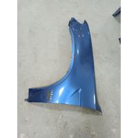 41357000385 / 7000385 BMW X5 E53 ÖN SOL ÇAMURLUK