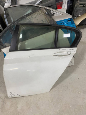 41527284515 BMW 1 SERİSİ F20 DOLU SOL ARKA KAPI
