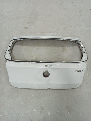41627133898 / 7133898 BMW 1 SERİ E87 116İ BAGAJ KAPAĞI