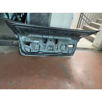 41627240552 BMW 5 SERİSİ F10 2010-2017 BAGAJ KAPAĞI | MOTOLAND