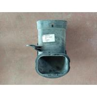 4750878 / 13714750878 BMW X3 F25 HAVA GİRİŞİ PARÇASI