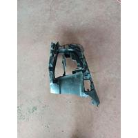 5111 8076 711 BMW 4 SERİSİ ÖN TAMPON SOL BRAKET