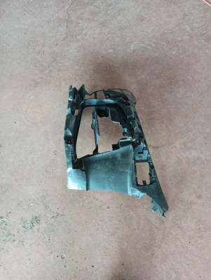 5111 8076 711 BMW 4 SERİSİ ÖN TAMPON SOL BRAKET