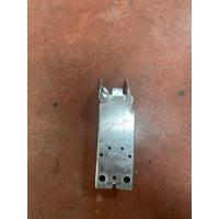511110031013 / 10031013 BMW 1 SERİSİ F40 F48 ÖN TAMPON DEMİRİ