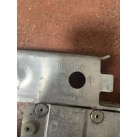 511110031013 / 7462140 BMW 2 SERİSİ F44 ALT KEMER BRAKETİ