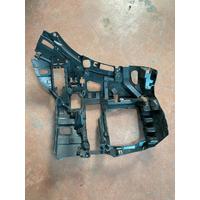 51115A26B58 / 121939-10 MINI COUNTRYMAN ÖN TAMPON SAĞ BRAKETİ | MOTOLAND