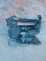 51115A67221 / 5A67221 BMW 7 SERİSİ G70 ÖN TAMPON SOL İÇ BRAKETİ | MOTOLAND