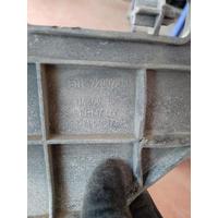 51117200721 / 7200721 BMW 5 SERİSİ F10 SİS FARI BRAKETİ 4H16