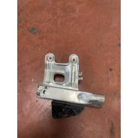 51117266193 / 7266193 BMW 3 SERİSİ F30 TAMPON DEMİR AYAĞI