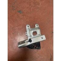 51117266193 / 7266193 BMW 3 SERİSİ F30 TAMPON DEMİR AYAĞI