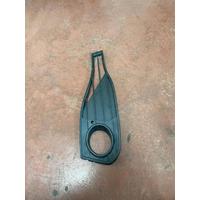 51117294684 / 7294684 BMW 4 SERİSİ F32 ÖN TAMPON SİS ÇERÇEVESİ