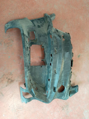 51117301548 / 7301548 / 7376982 BMW F45 TAMPON BRAKETİ 4D17