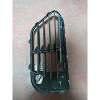 51117354778 / 7354778 BMW X1 F48 F49 SAĞ ÖN IZGARA 4H1