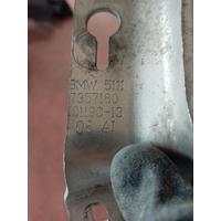 51117357180 / 7357180 BMW 5 SERİSİ G30 PANEL DİK BAĞLANTI 4H24