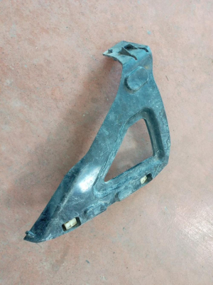 51117357201 / 7357201 BMW 7 SERİSİ G11 G12 TAMPON BRAKETİ 4H18