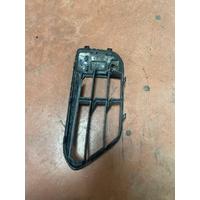 51117383356 / 7383356 BMW X1 F48 ÖN TAMPON YAN IZGARA | MOTOLAND