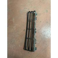 51117385267 / 7385267 BMW 5 SERİSİ G30 ORTA TAMPON IZGARASI