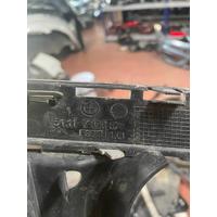 51117396878 / 7396878 BMW 3 SERİSİ F30 SİS FARI IZGARA