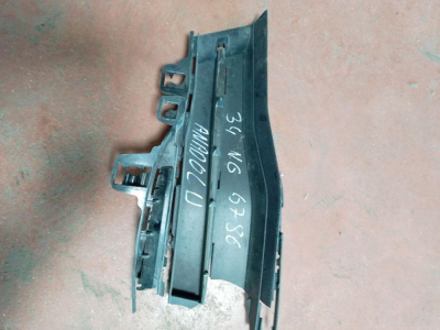 51117396886 / 7396886 BMW 3 SERİSİ F30 DEFLEKTÖR PARÇASI 4G21