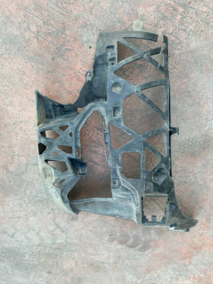 51117422247 / 7422247 BMW 3 SERİSİ G20 ÖN TAMPON SOL BRAKETİ | MOTOLAND