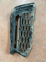 51118064964 BMW 5 SERİSİ G30 M ÖN TAMPON SAĞ IZGARASI | MOTOLAND